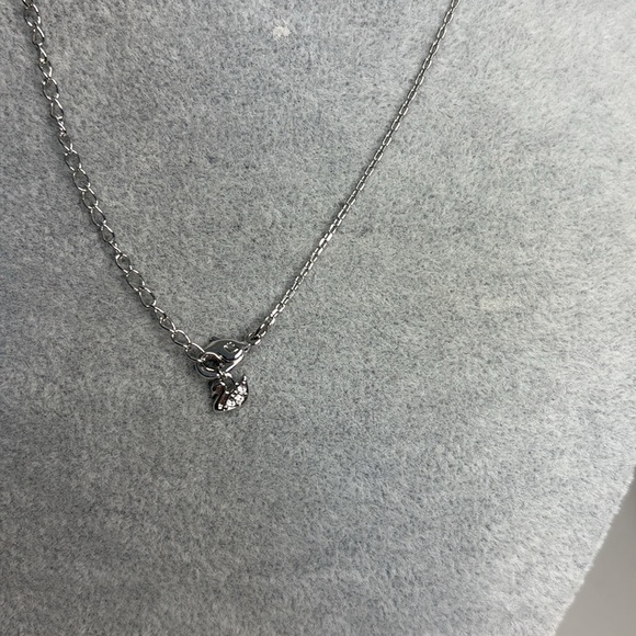 Swarovski Iconic Swan Necklace Swan Chain Swan White, Rhodium Plated 5411791 - Picture 4 of 4